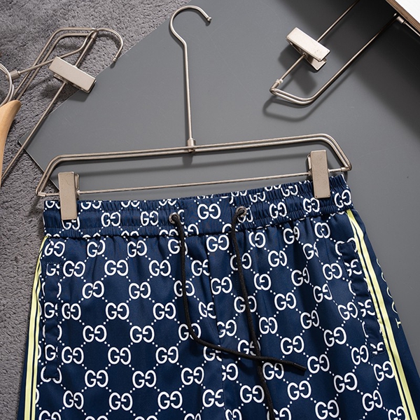 ブランドハーフパンツ側面デザイン